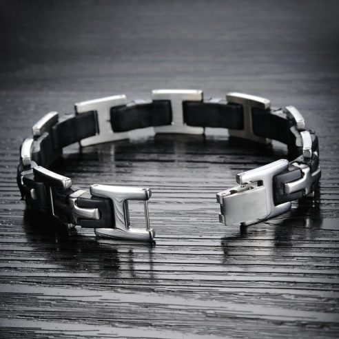 Bracelet en acier inoxydable avec inserts en silicone