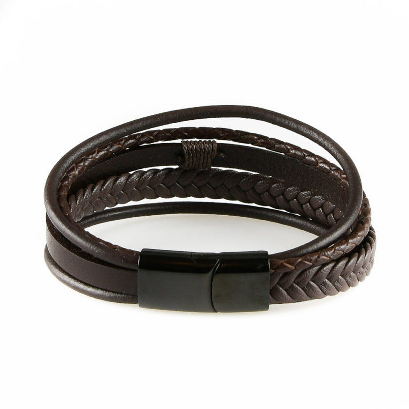 Bracelet pour homme composé de lanières de cuir marron lisse et tressé.